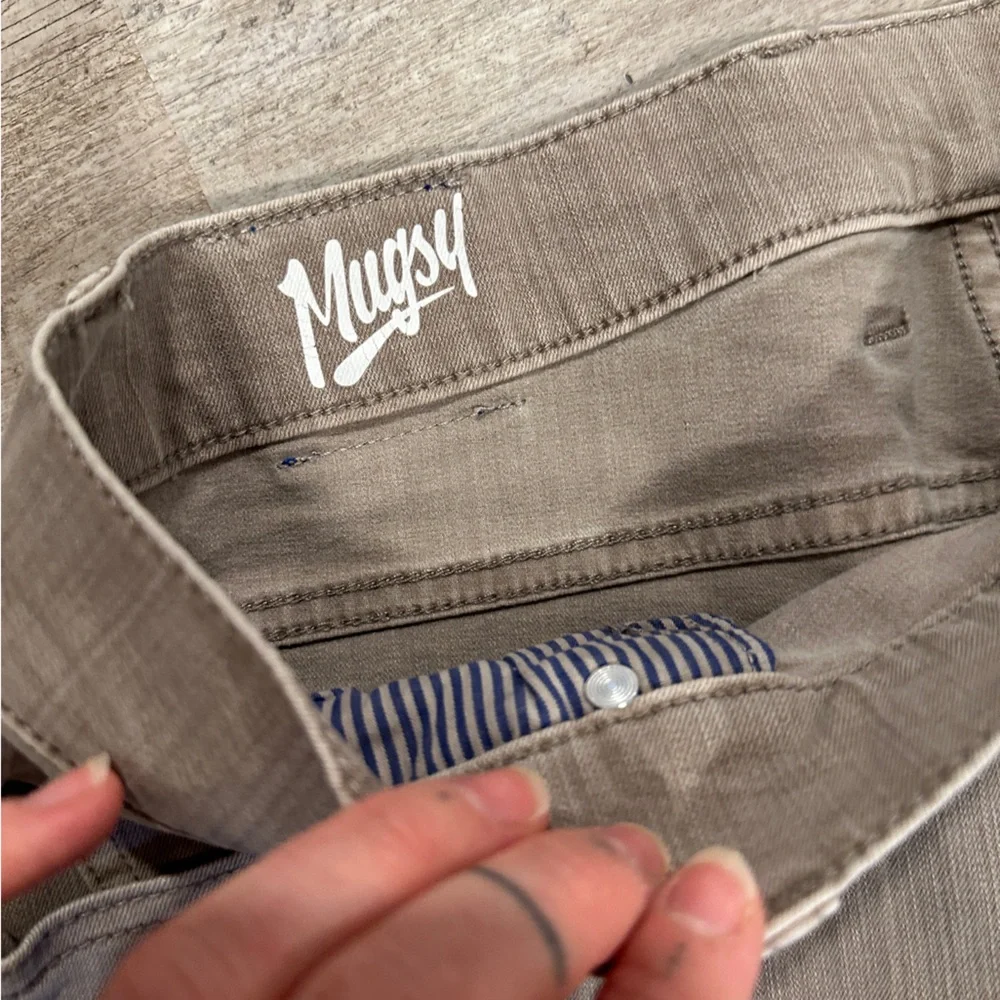 NWOT | Mugsy Men's Bucks Coolmax Jeans in Grey